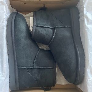 UGG Classic Mini II Boots